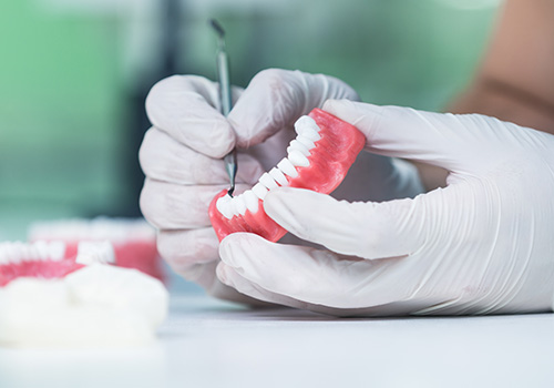 綾瀬亀有ロハス歯科＆矯正歯科の入れ歯治療